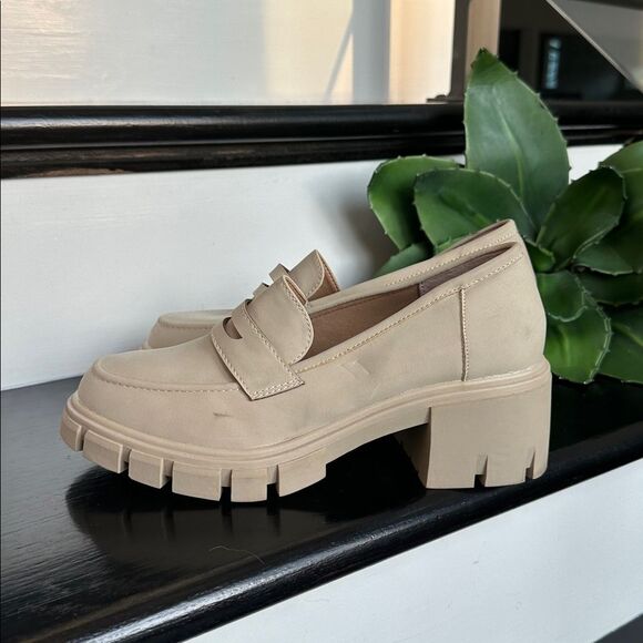 New Sincerely Jules Chunky Lug Sole Loafers Size 8.5M Neutral Platform Shoes - Picture 3 of 8